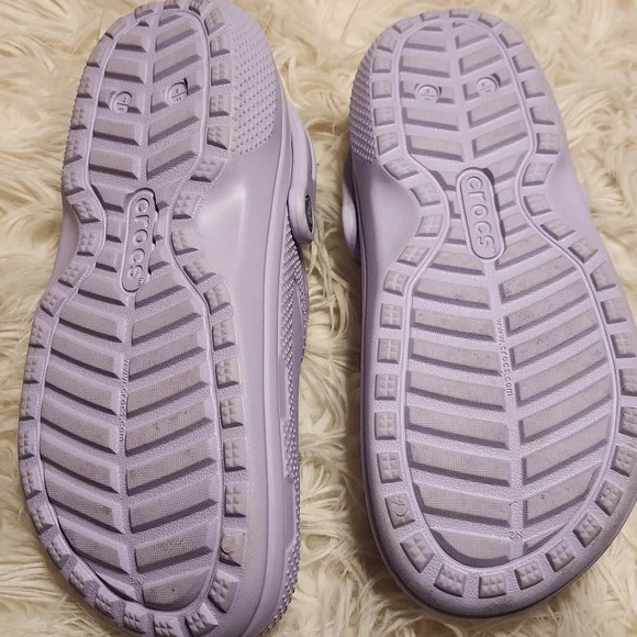 Crocs Shoes - Light Purple W/ Fur ***NWOT*** - Picture 2 of 5
